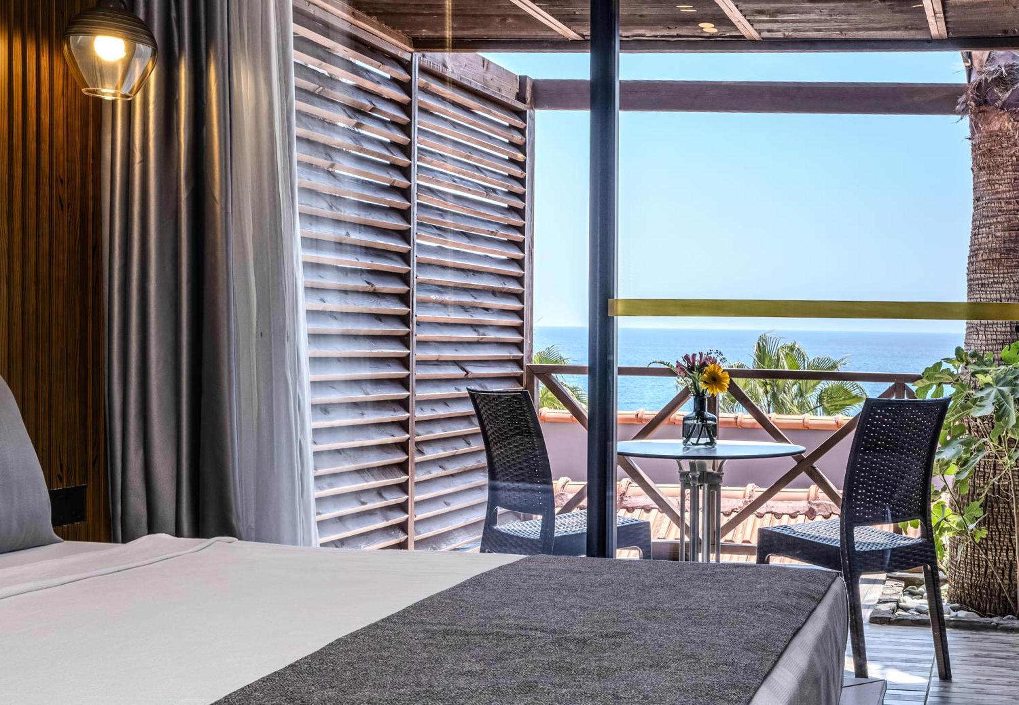 Adora Calma Beach Hotel Adults Only Kızılot Kültér fotó