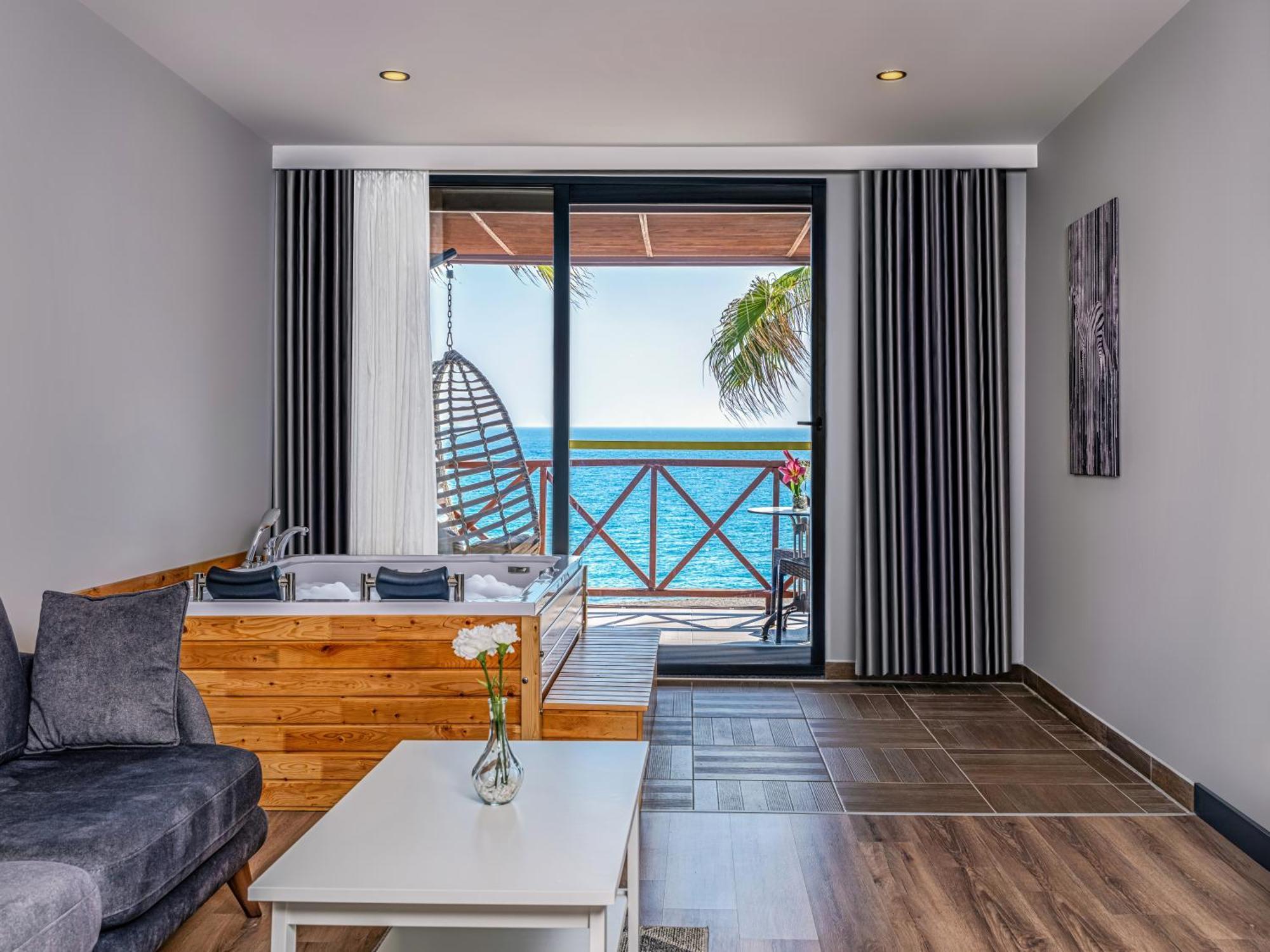 Adora Calma Beach Hotel Adults Only Kızılot Kültér fotó
