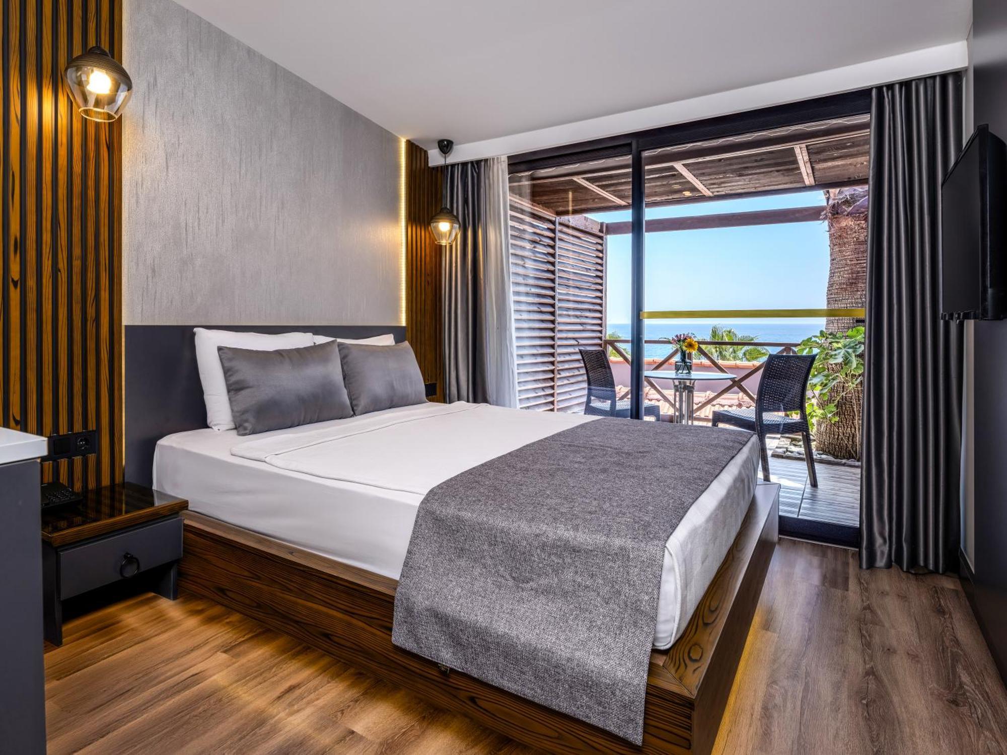 Adora Calma Beach Hotel Adults Only Kızılot Kültér fotó