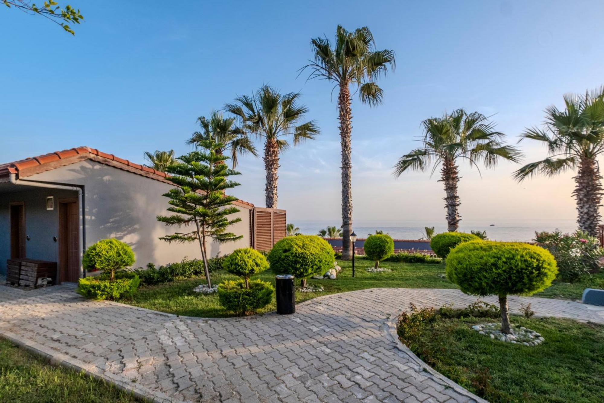 Adora Calma Beach Hotel Adults Only Kızılot Kültér fotó