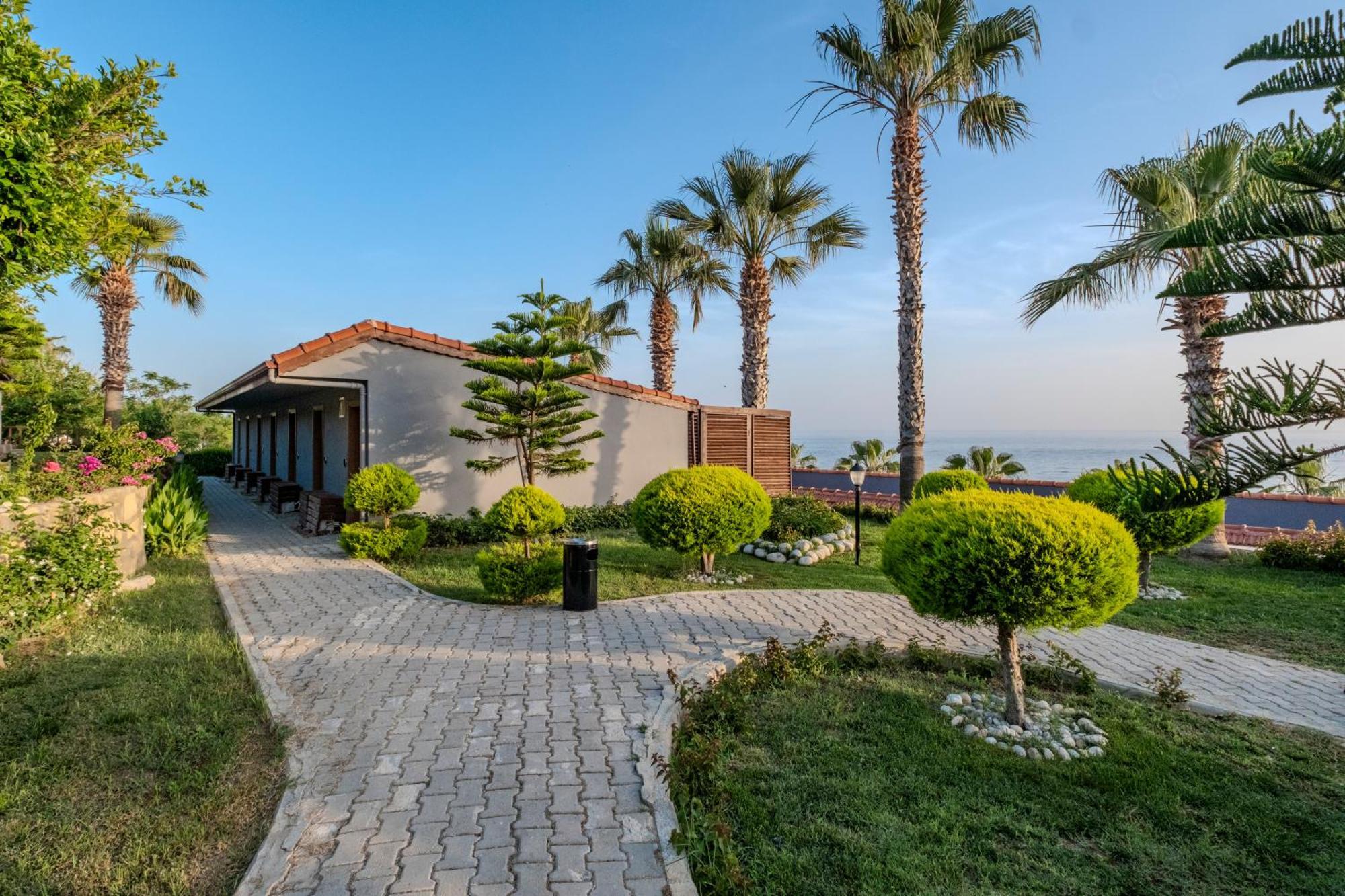 Adora Calma Beach Hotel Adults Only Kızılot Kültér fotó