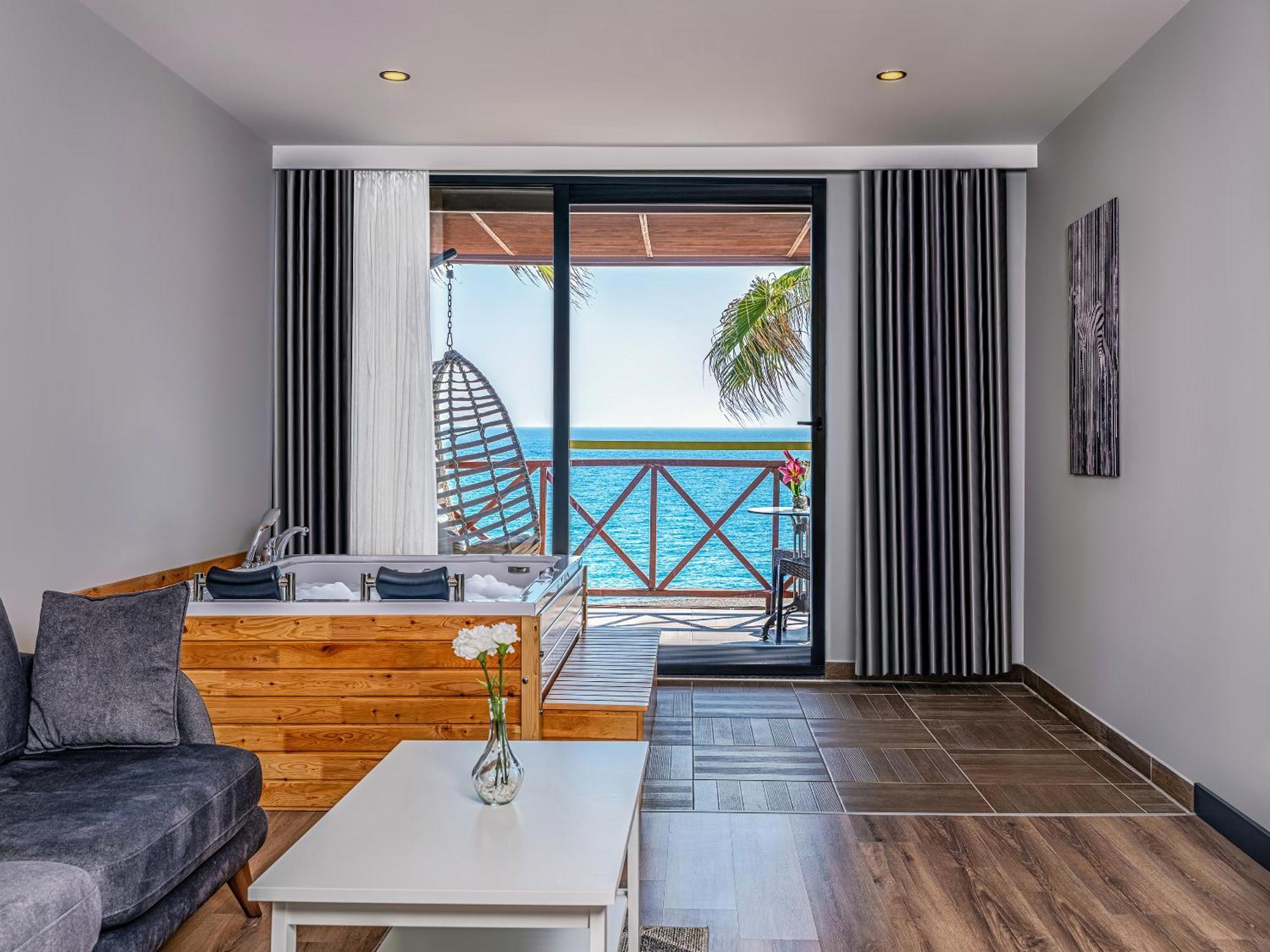 Adora Calma Beach Hotel Adults Only Kızılot Kültér fotó